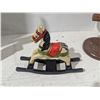 Image 4 : Painted wood carvings