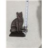 Image 3 : Cast iron cat décor