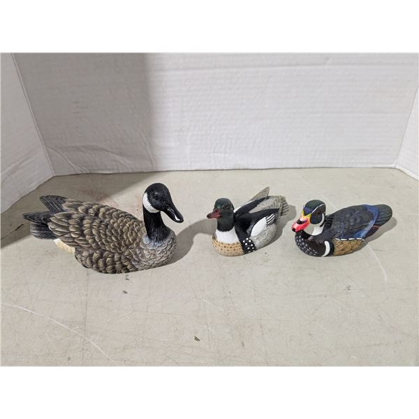 Porcelain/Ceramic ornaments,birds
