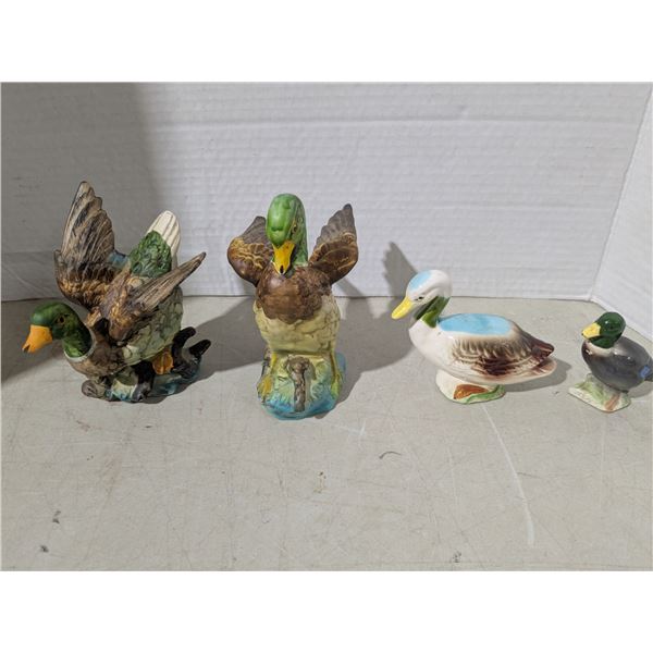Porcelain/Ceramic ornaments, ducks