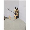 Image 2 : Carved wood décor, mixed animals