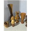 Image 3 : Wood décor, egg cups etc.