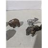 Image 4 : Stone and metal elephant ornaments