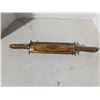 Image 1 : Meat fork and Knife, carved wood tabletop holder, made in India