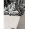 Image 4 : Soapstone carving, eskimo with dogs