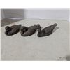 Image 1 : Carved wood décor, ducks and goose