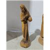 Image 3 : Carved wood décor, wisemen and camel pack chain