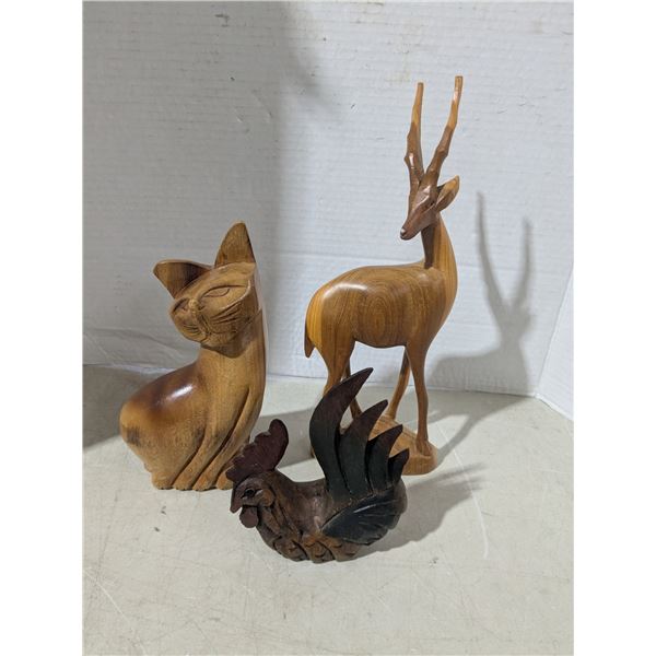 Carved wood décor, mixed animals