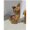Image 4 : Carved wood décor, mixed animals