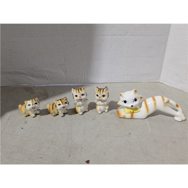 Porcelain/Ceramic cats, small striped