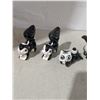 Image 3 : Porcelain/Ceramic skunks