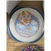 Image 5 : Decorative and collector plates