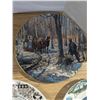Image 7 : Decorative and collector plates