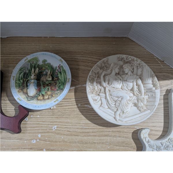 Vintage 3d plaques, greek and peter rabbit with certificate