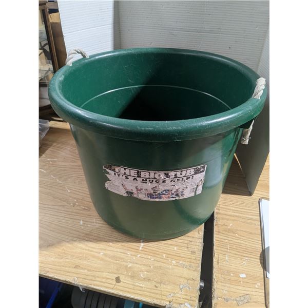 80L bucket tub, with rope handles. 21"dia x 16"h