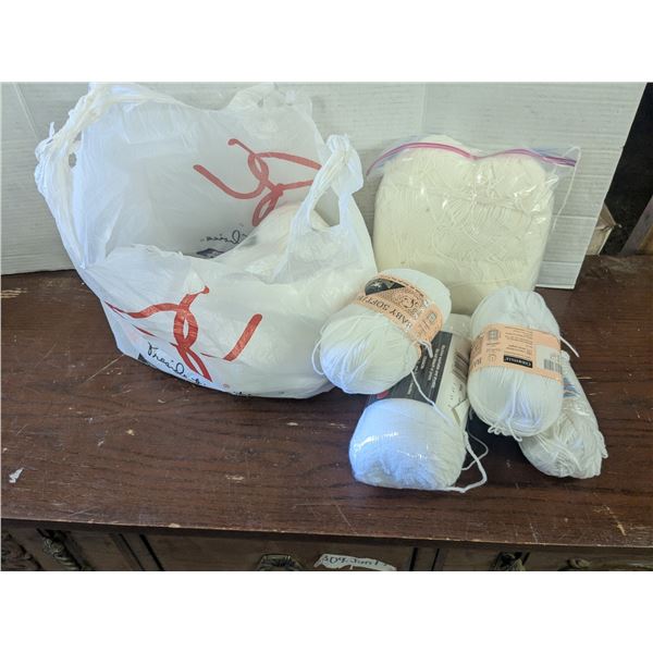 White yarn lot