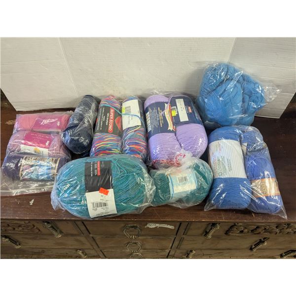 Mixed colored yarn lot