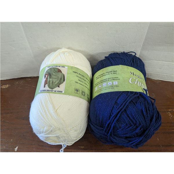 White and blue yarn lot