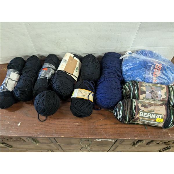 Mixed colored yarn lot
