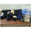 Image 1 : Mixed colored yarn lot