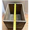 Image 5 : Vintage mid-20th-century Canada Dry wooden soda crate featuring the iconic green diagonal banner and