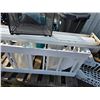Image 4 : pallet of misc items, garbage can