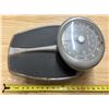 Image 3 : Heavy-duty mechanical floor scale. (Working)