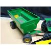Image 4 : Vintage Tonka tractor and trailer set, paired here with a yellow and black Tonka crawler/loader toy 