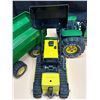 Image 5 : Vintage Tonka tractor and trailer set, paired here with a yellow and black Tonka crawler/loader toy 