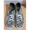 Image 6 : Under Armour Size 6 Youth Shoes and Madden NYC Shoes Size 10