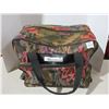 Image 7 : Kenmore sewing machine and Kenmore bag with attchments