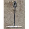 Image 1 : Post hole auger
