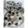 Image 2 : (4) GMC hub cap and (2) Chervrolet wheel center cap