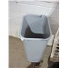 Image 3 : Garbage can, flower pot, etc