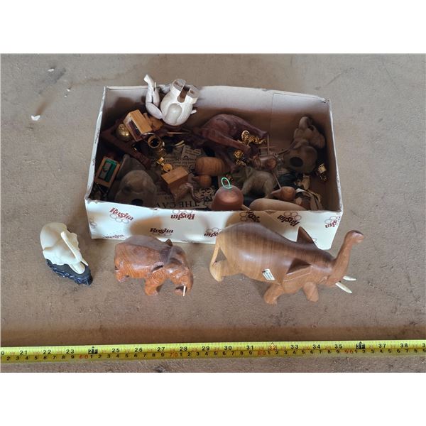 Lot of various wood figures