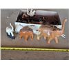 Image 2 : Lot of various wood figures