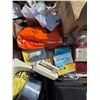 Image 7 : Pallet of misc items- cd's, pots, books, chinaware