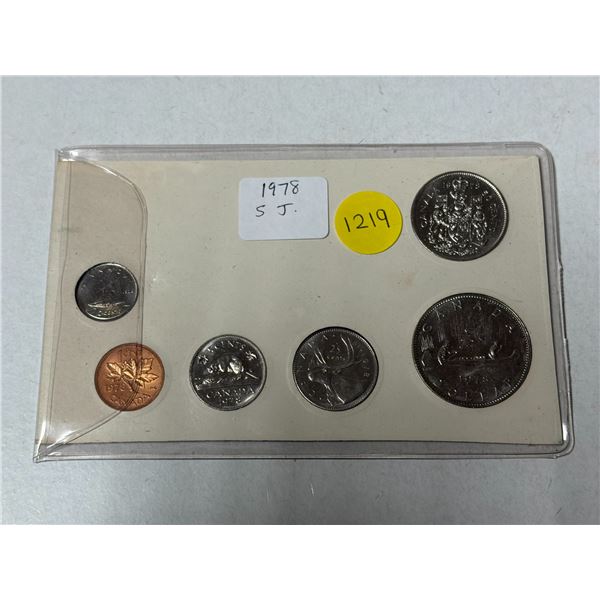 1978 Canadian Year Set. The 50 Cents has Square Jewels.