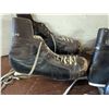 Image 4 : 4 pairs vintage skates, mixed sizes