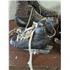 Image 5 : 4 pairs vintage skates, mixed sizes