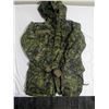 Image 4 : Woodland Digital Camo Winter coat(size 7036)  and pants(size 6730), with black toque and dark green 