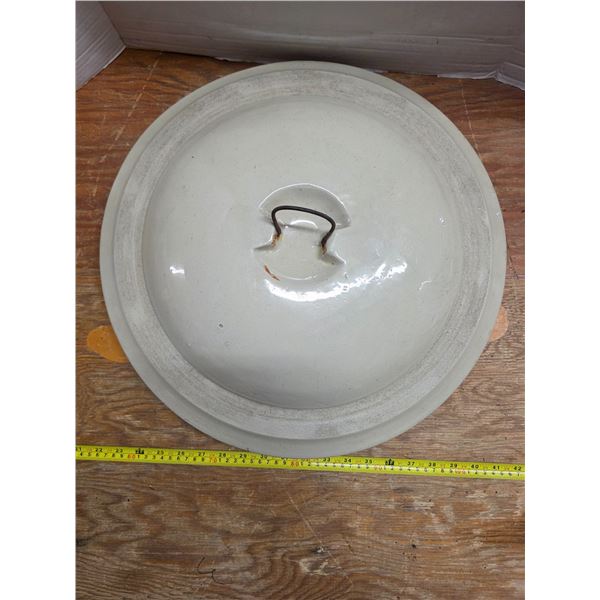 Crock lid- 16"W
