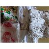 Image 2 : Mixed table clothes and doilies