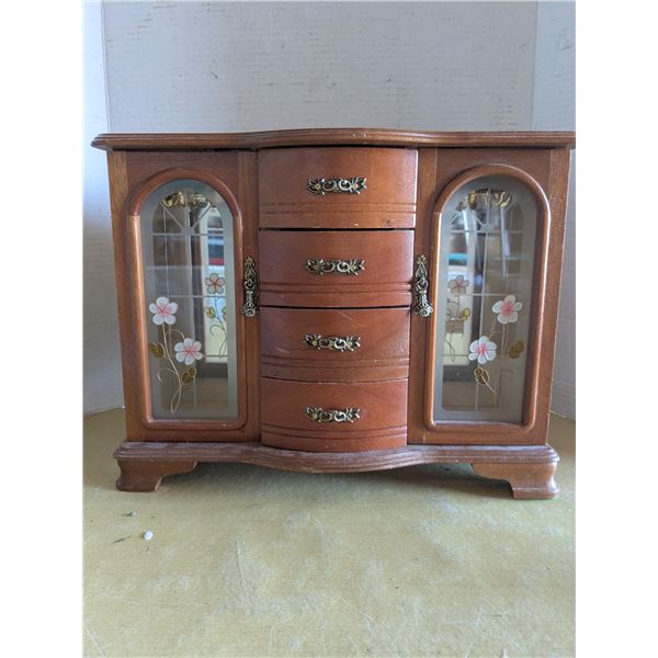 Jewellery display cabinet