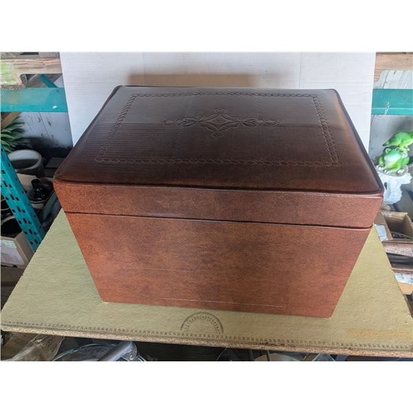 Leatrher storage chest for records