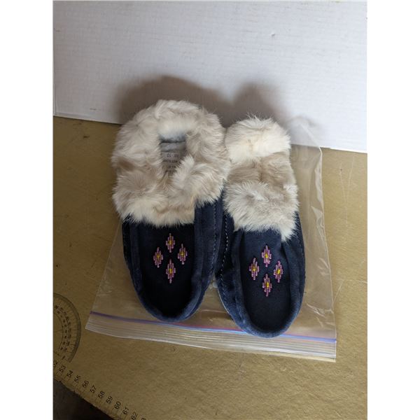 New size 10 Moccasains