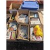 Image 1 : Mixed pallet lot, housewares, bin of linens, décor, etc