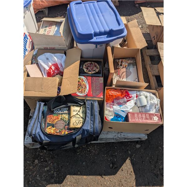 Mixed pallet lotLinens, bin, cookbooks, etc