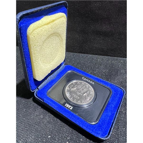 1972 Canada Silver Dollar Coin in Original Presentation Case