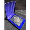 Image 1 : 1975 Canada Dollar Coin in Official Blue Presentation Case